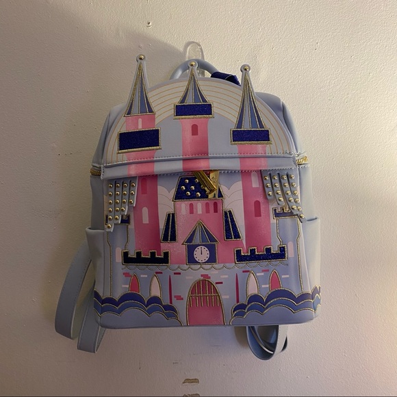 Disney Danielle Nicole Sleeping Beauty Castle Backpack Bag Disneyland paris - Picture 2 of 8